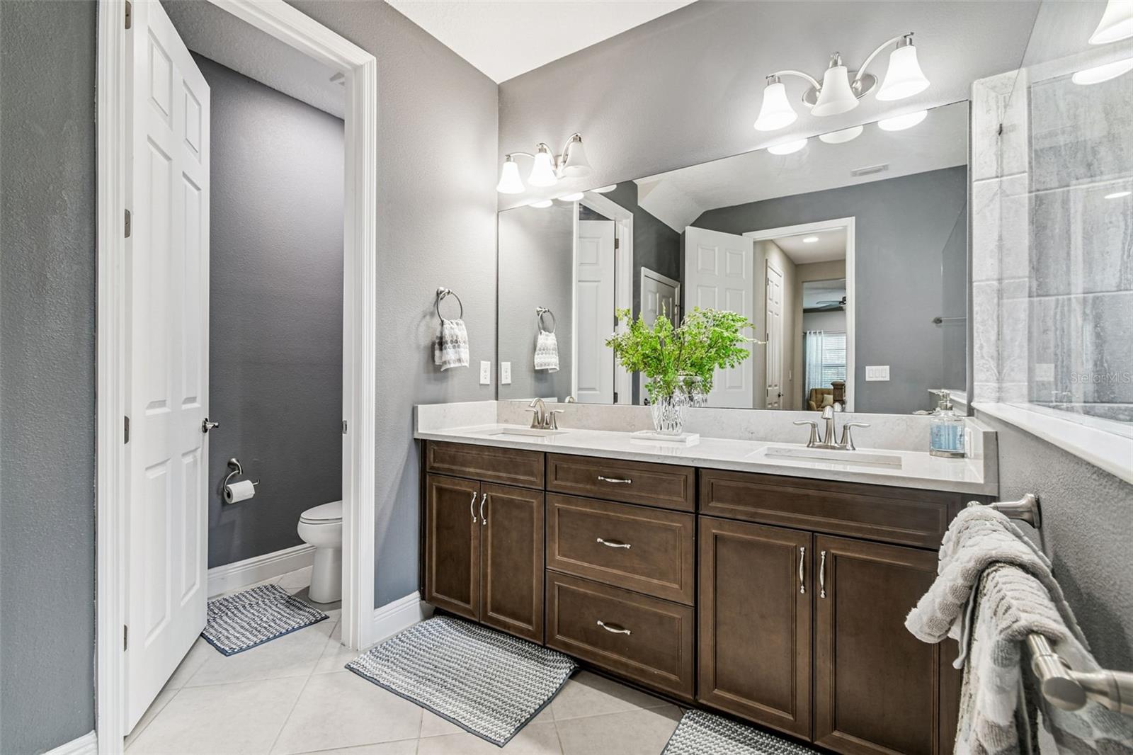 Image 36 of 90 For 12948 Twin Bridges Drive