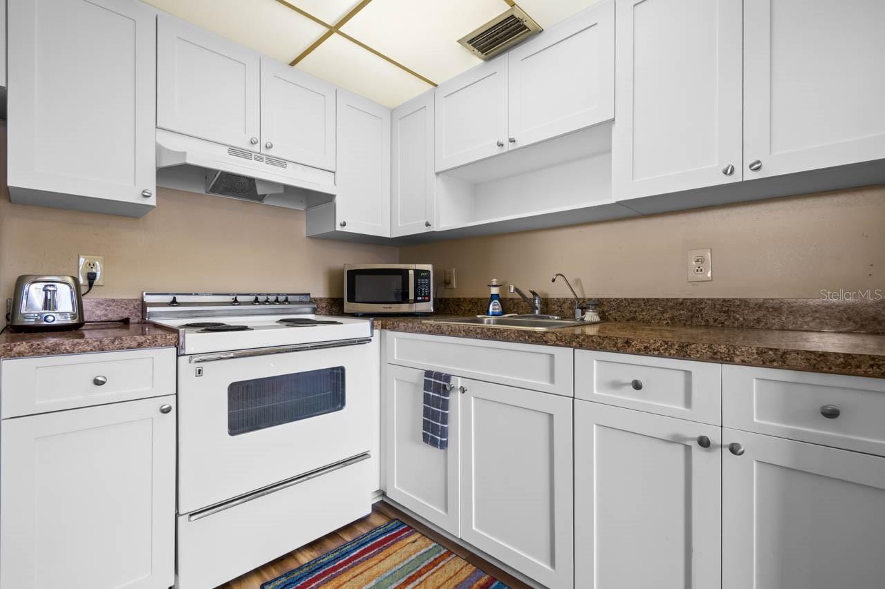 Image 8 of 63 For 1802 Bedford Lane 2