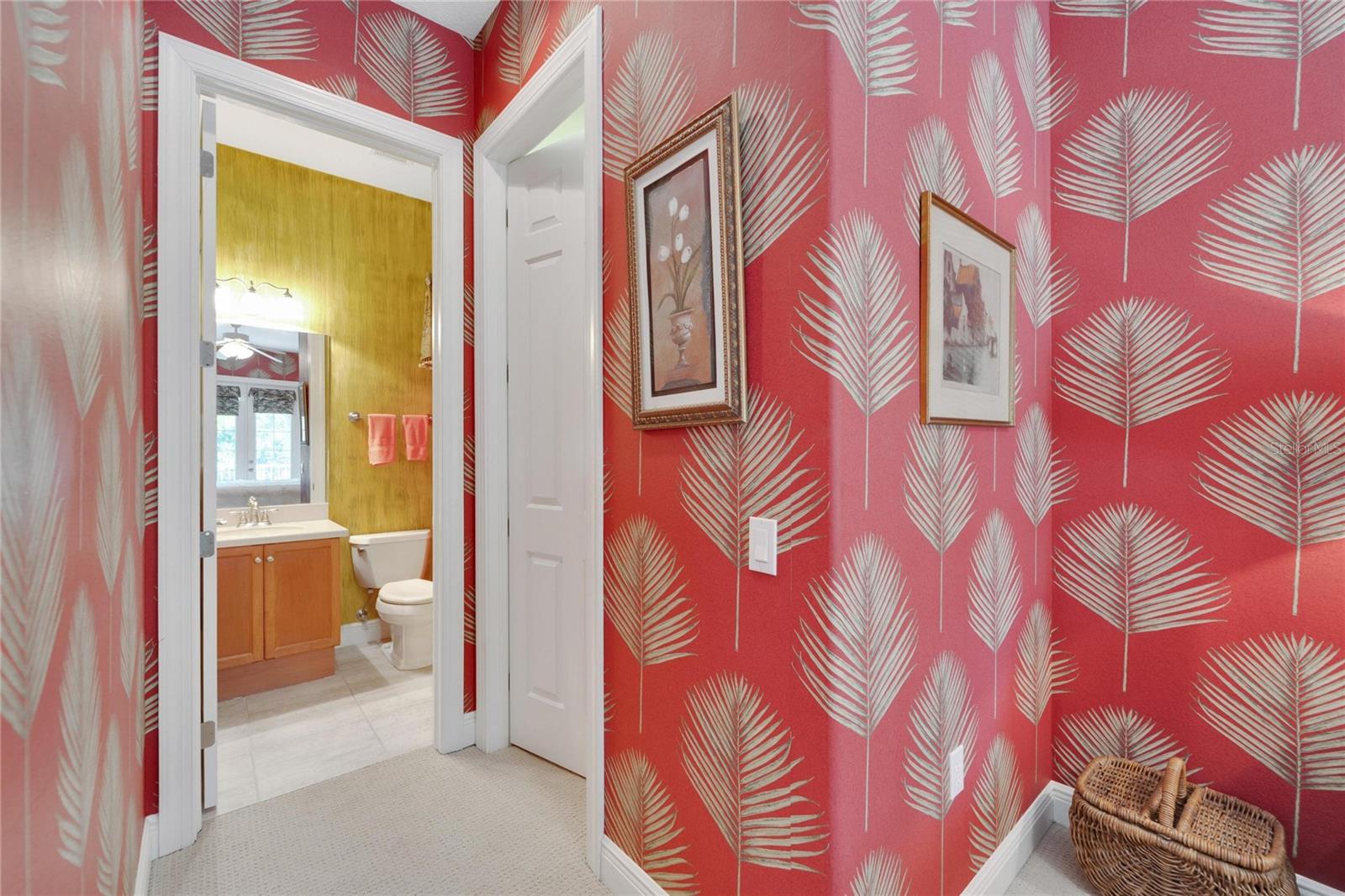 Image 19 of 93 For 517 Mirabay Boulevard