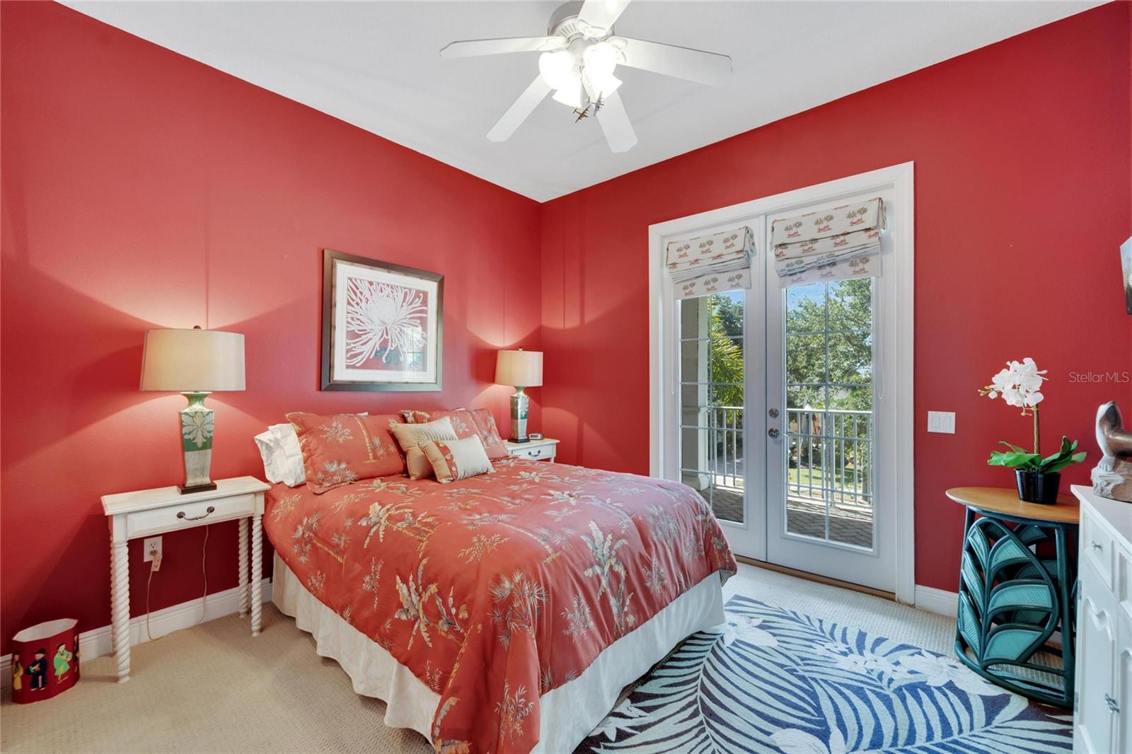 Image 21 of 93 For 517 Mirabay Boulevard