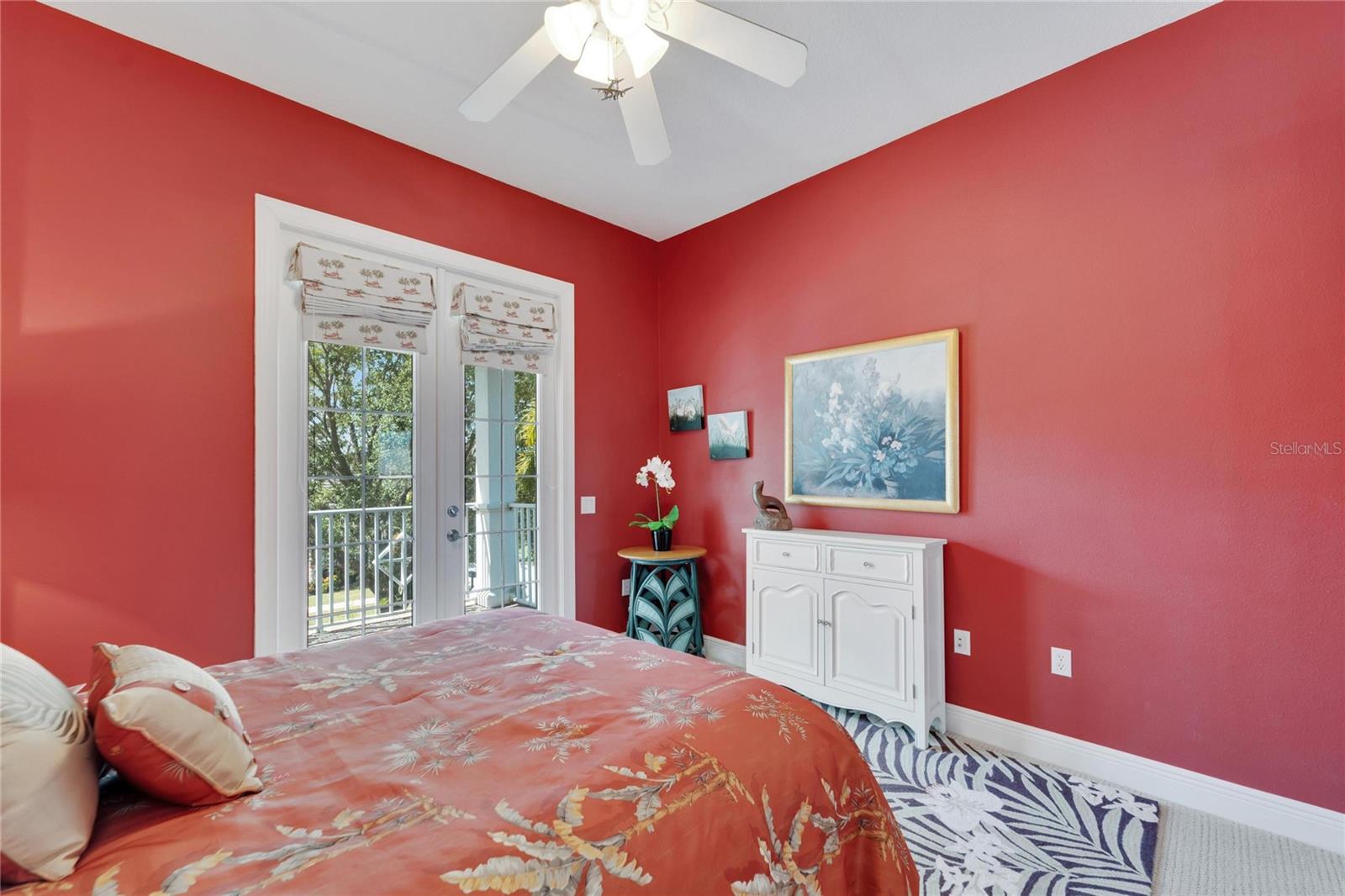 Image 23 of 93 For 517 Mirabay Boulevard