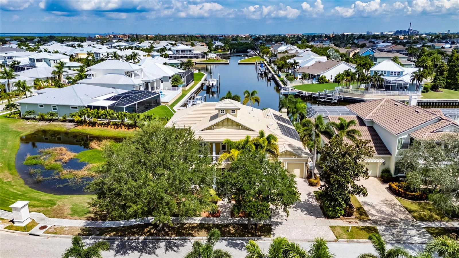 Image 3 of 93 For 517 Mirabay Boulevard