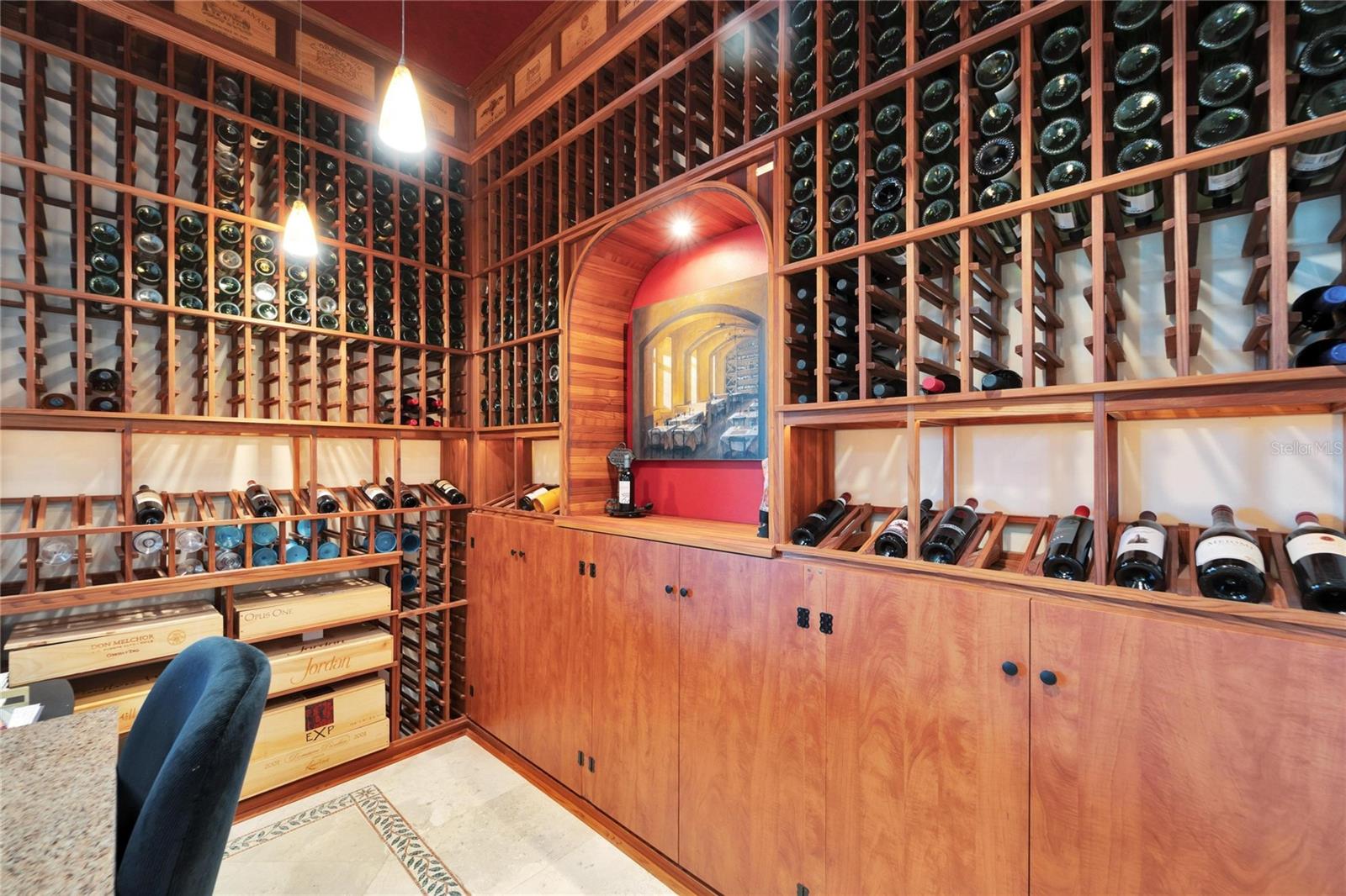 Image 5 of 93 For 517 Mirabay Boulevard