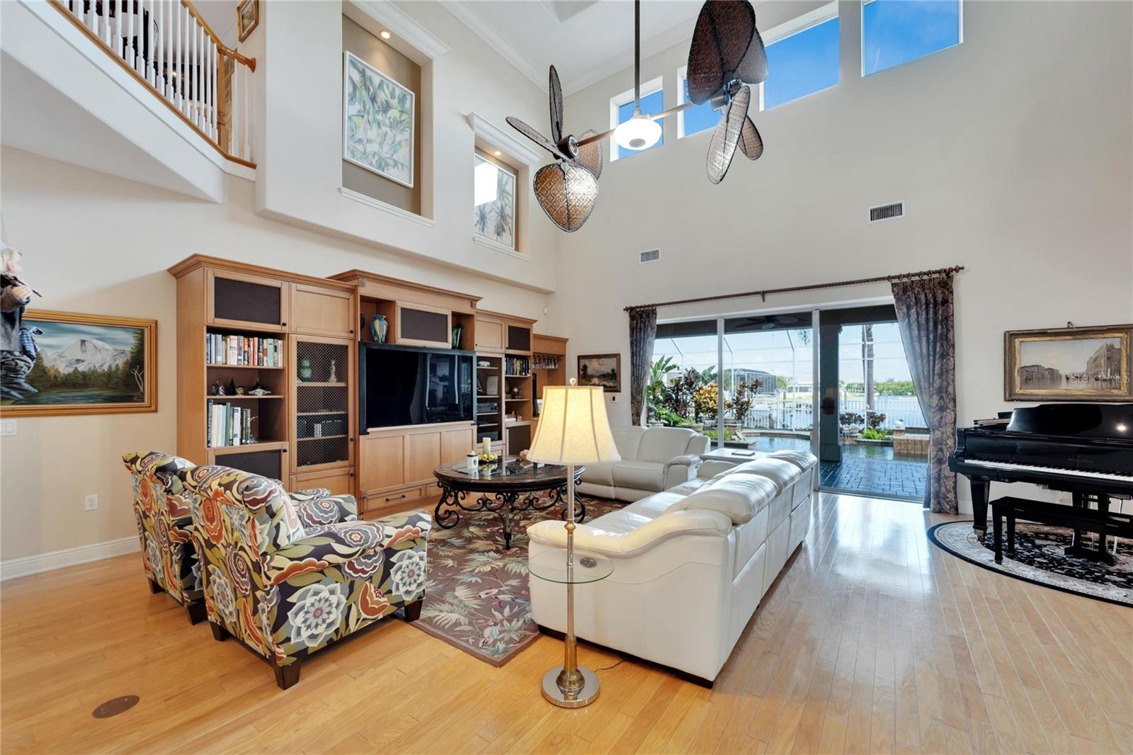 Image 50 of 93 For 517 Mirabay Boulevard