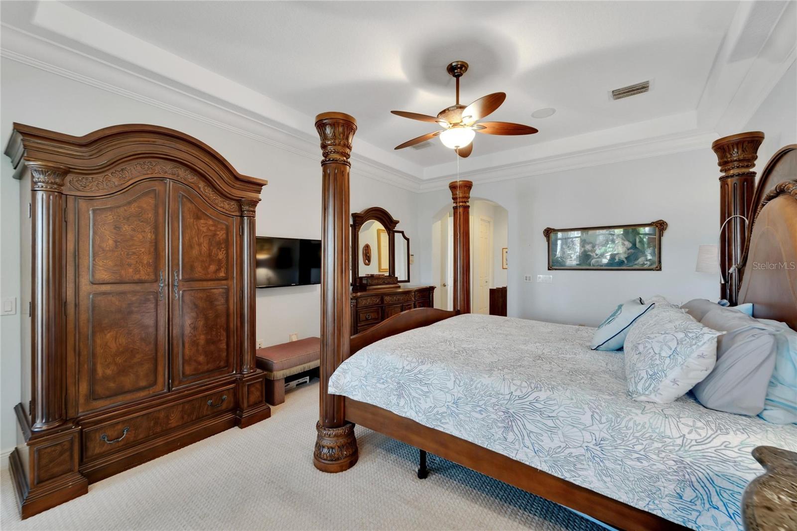 Image 8 of 93 For 517 Mirabay Boulevard