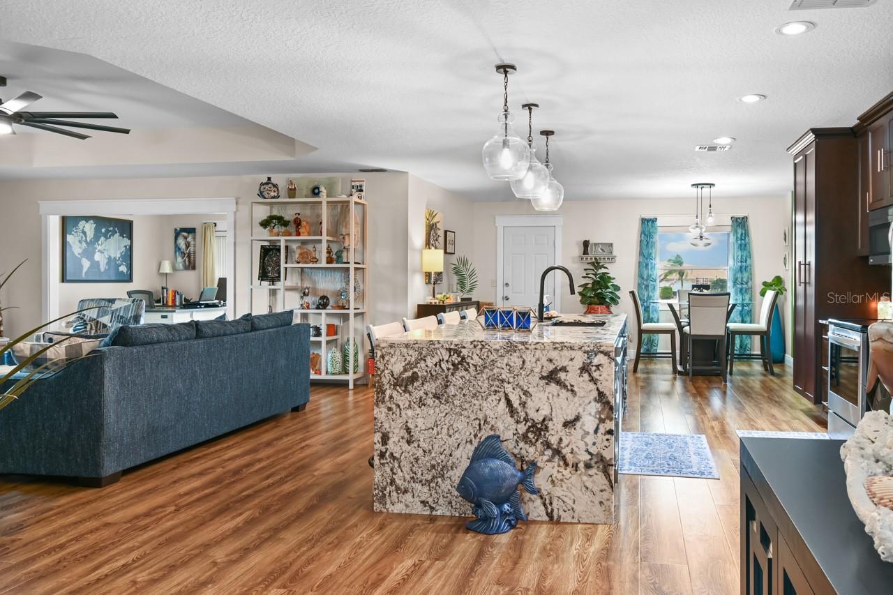 Listing photo id 1 for 1809 Wolf Laurel Drive
