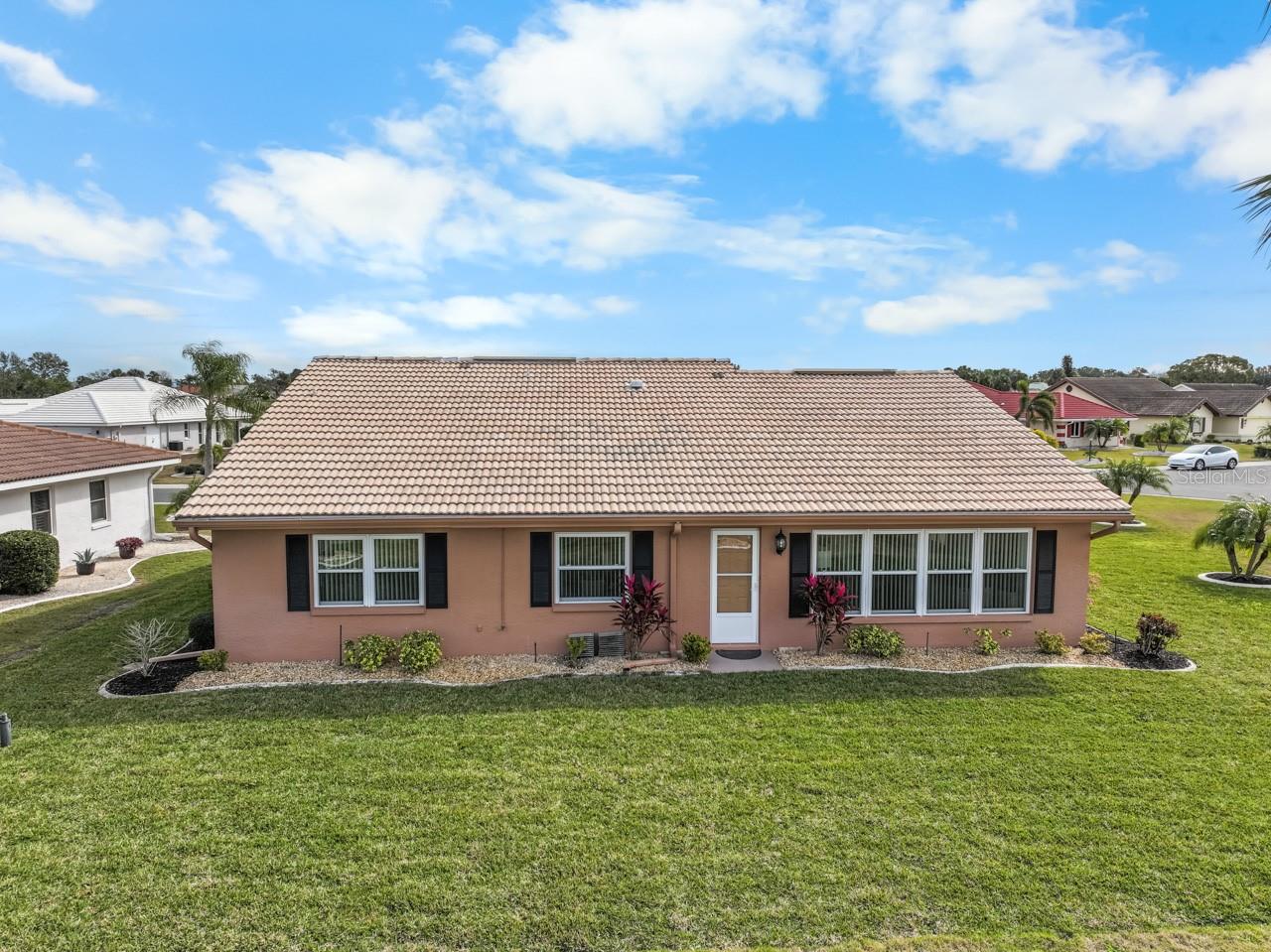 Listing photo id 46 for 1809 Wolf Laurel Drive