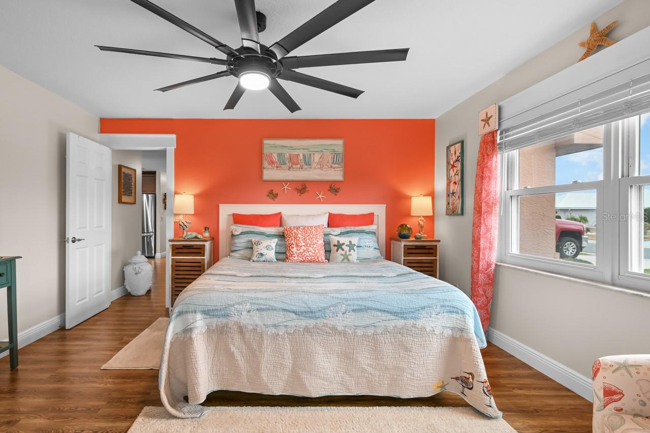 Listing photo id 7 for 1809 Wolf Laurel Drive