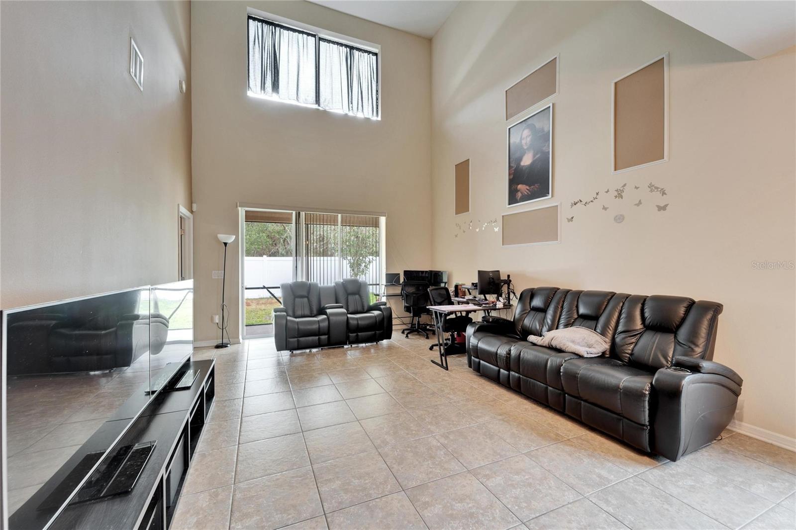 Listing photo id 9 for 12610 Geneva Glade Drive