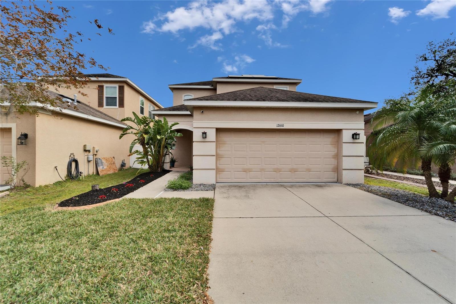 Listing photo id 1 for 12610 Geneva Glade Drive