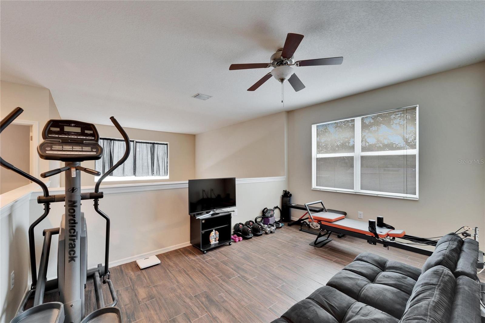 Listing photo id 28 for 12610 Geneva Glade Drive