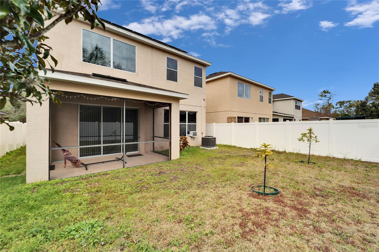 Listing photo id 32 for 12610 Geneva Glade Drive