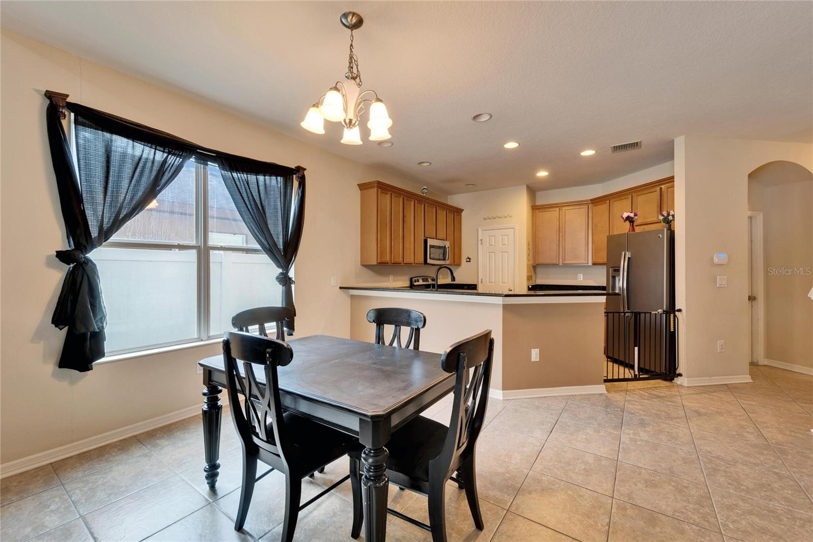 Listing photo id 4 for 12610 Geneva Glade Drive