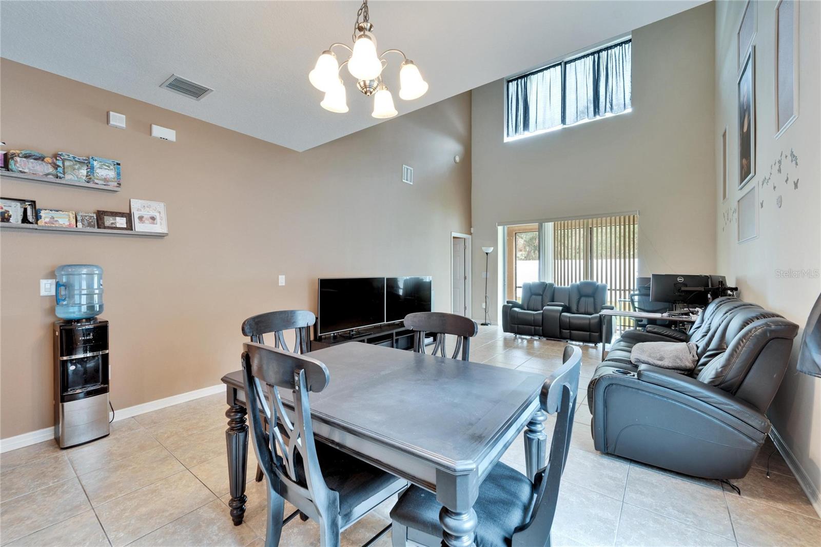 Listing photo id 6 for 12610 Geneva Glade Drive
