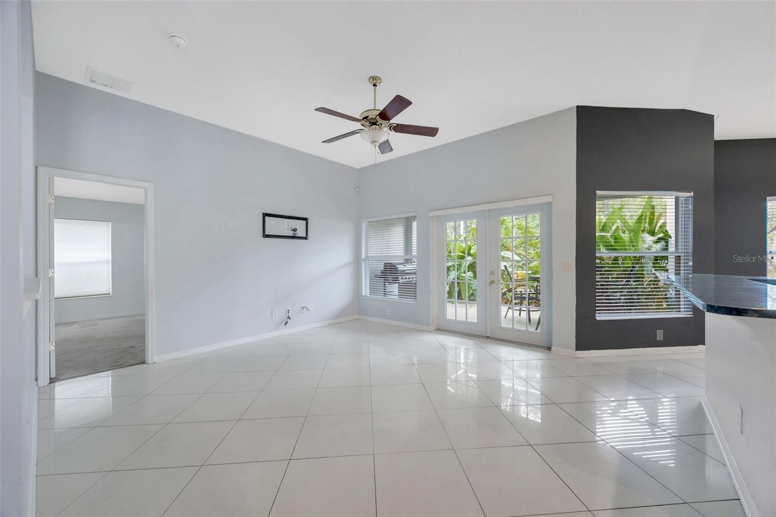 Image 10 of 32 For 7533 Terrace River Drive