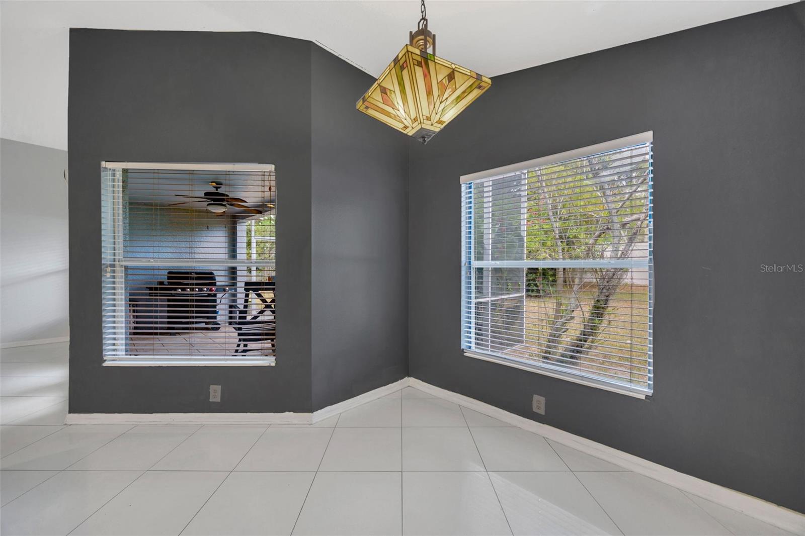 Image 17 of 32 For 7533 Terrace River Drive