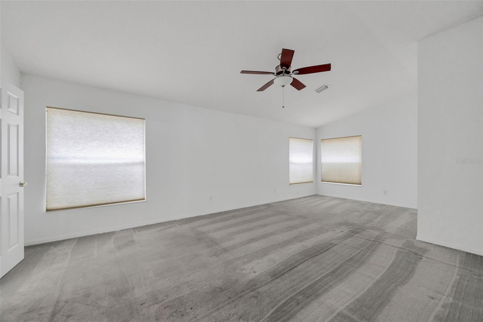 Image 18 of 32 For 7533 Terrace River Drive