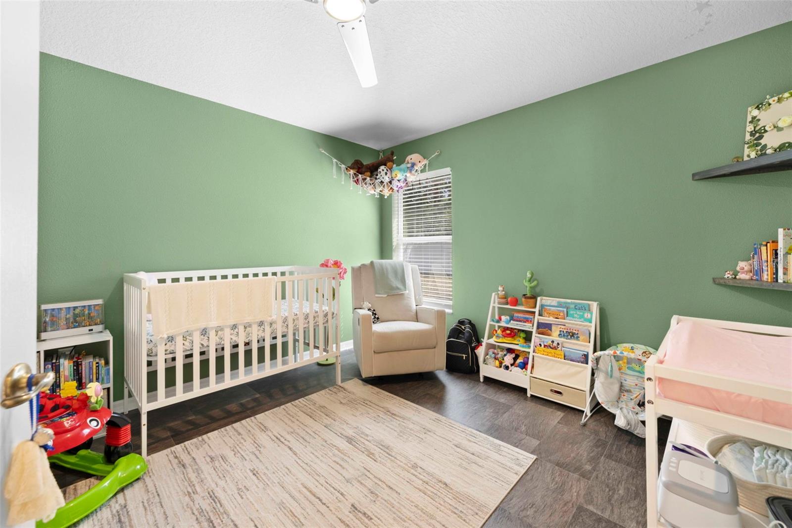 Image 26 of 58 For 12114 Elston Street