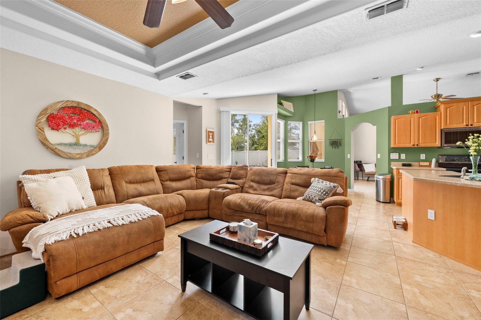 Image 42 of 58 For 12114 Elston Street