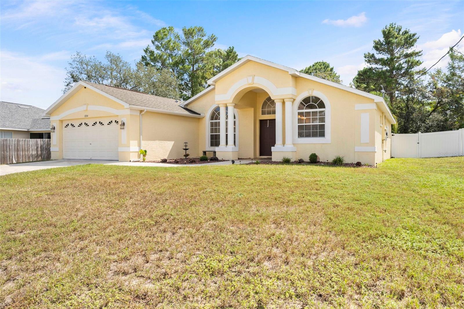 Image 44 of 58 For 12114 Elston Street