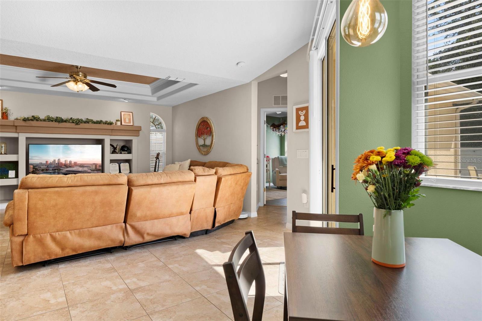 Image 47 of 58 For 12114 Elston Street