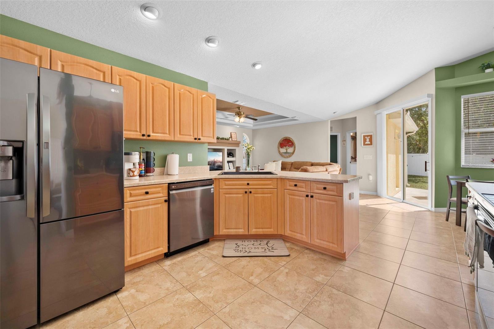 Image 48 of 58 For 12114 Elston Street