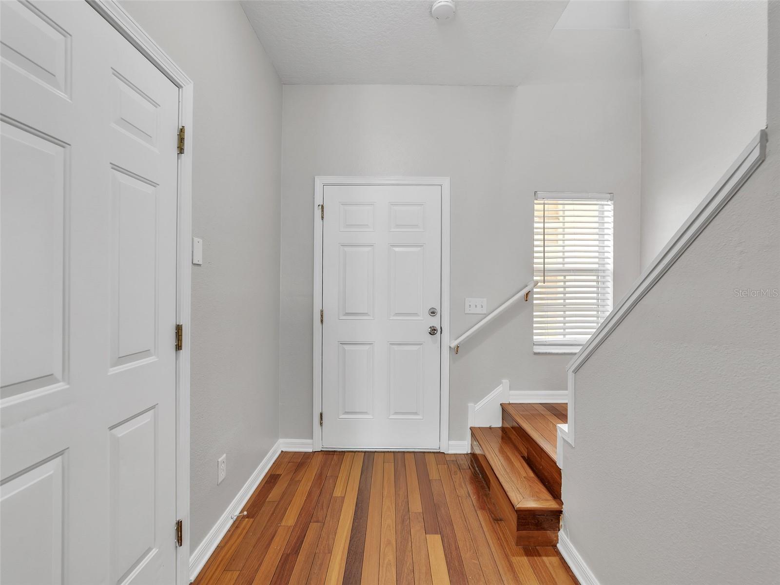 Image 5 of 32 For 10612 Shady Falls Court