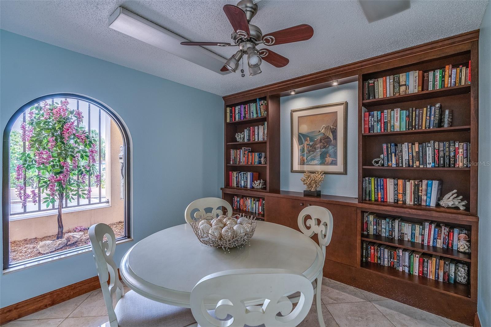 Image 60 of 75 For 6500 Sunset Way 308