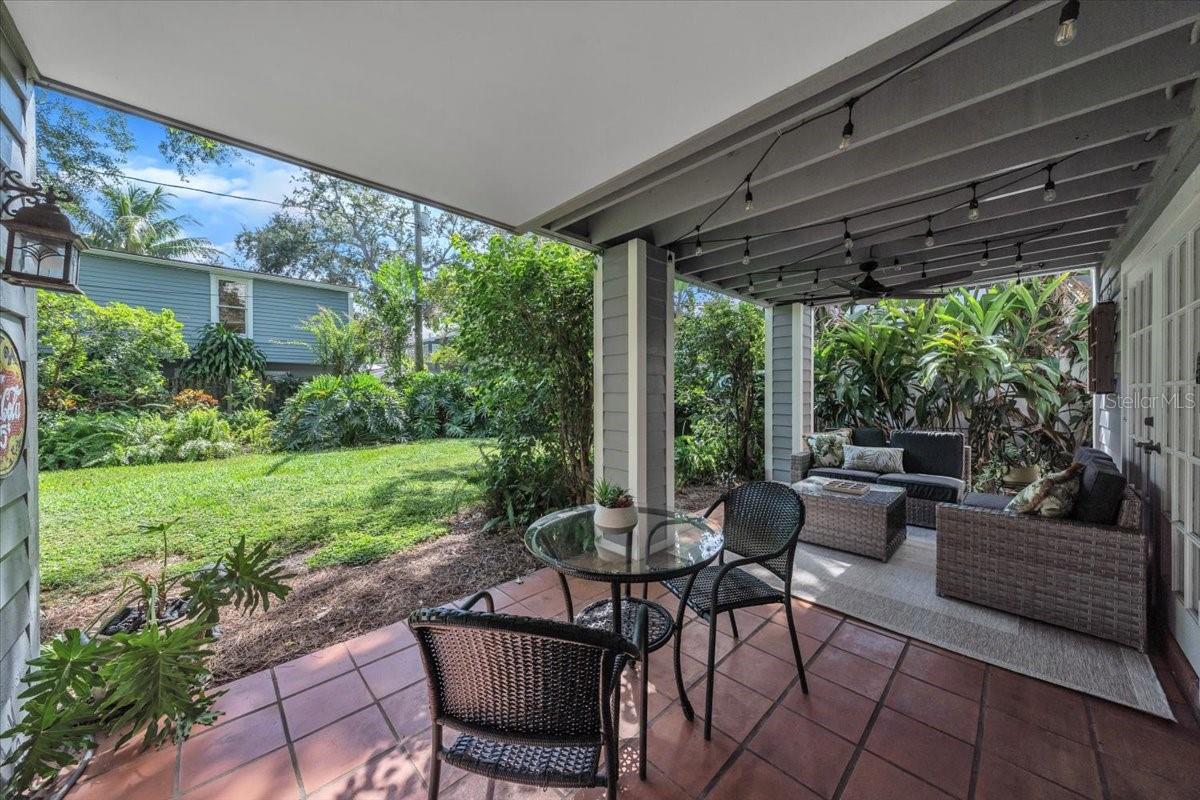 Image 21 of 56 For 2920 Knights Avenue