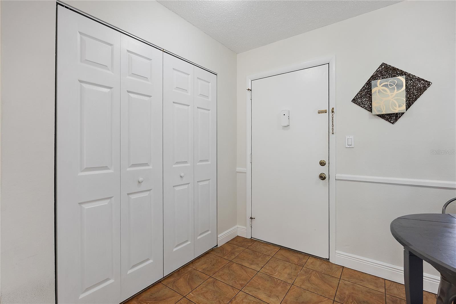 Image 4 of 51 For 705 Cordova Green