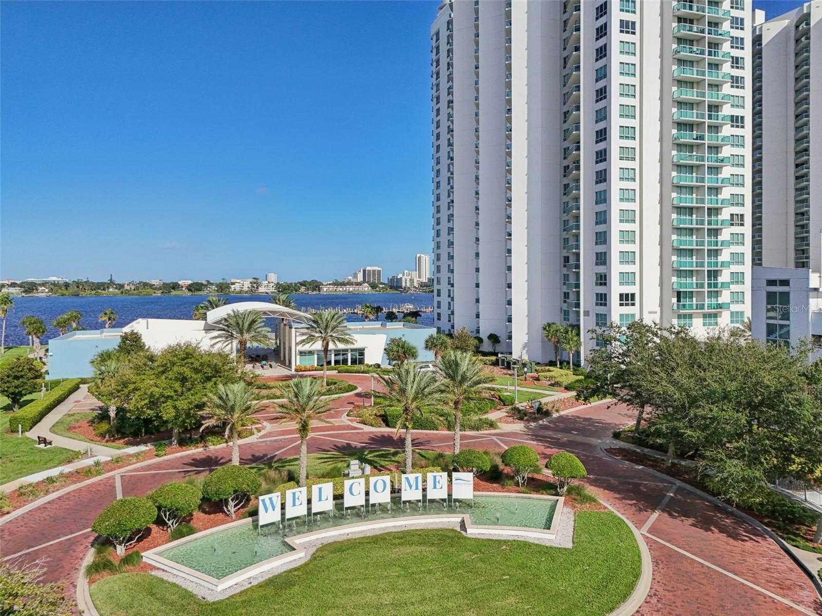 Image 21 of 35 For 241 Riverside Drive 305