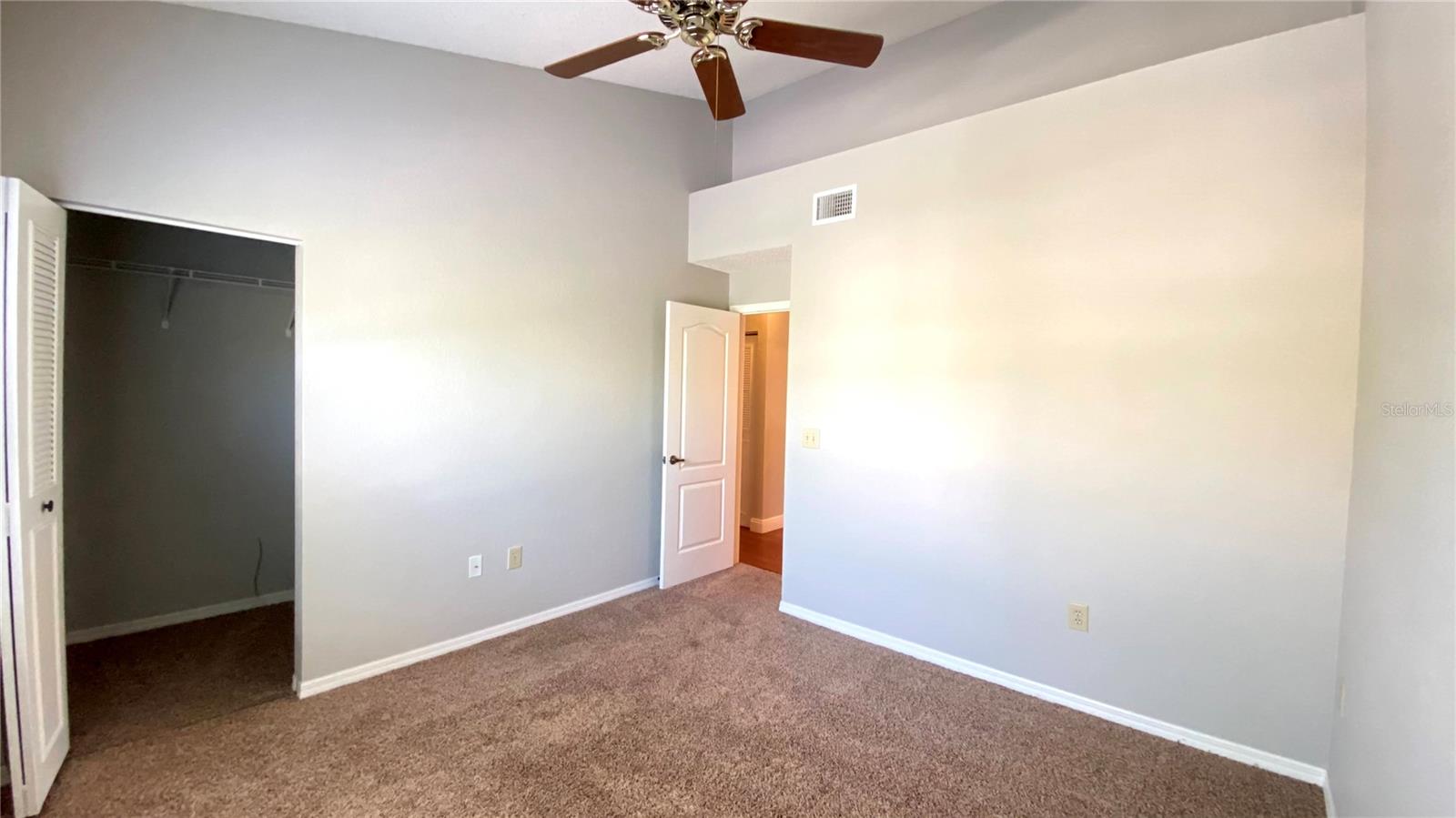 Image 18 of 29 For 1043 Normandy Trace Road