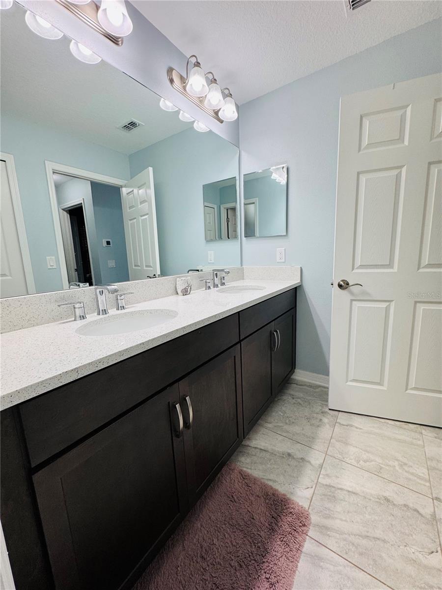 Image 41 of 64 For 19228 Old Spanish Road