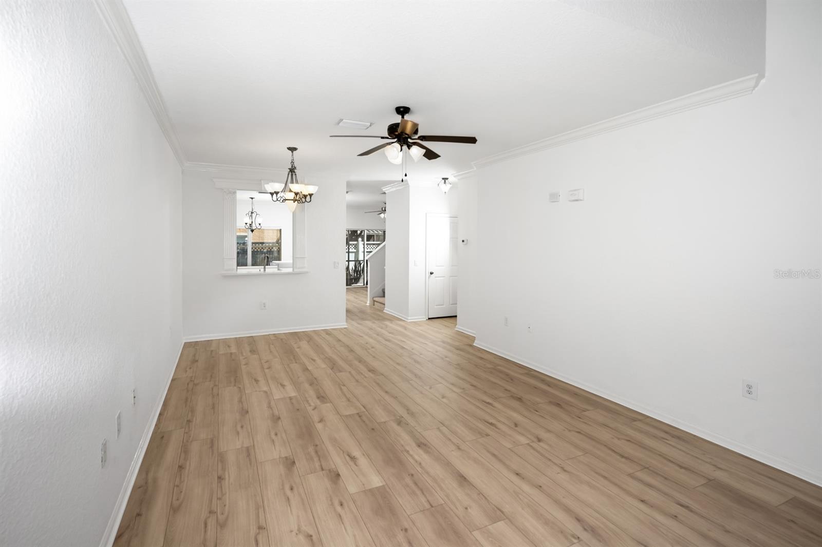 Image 11 of 39 For 16313 Newbury Palms Court
