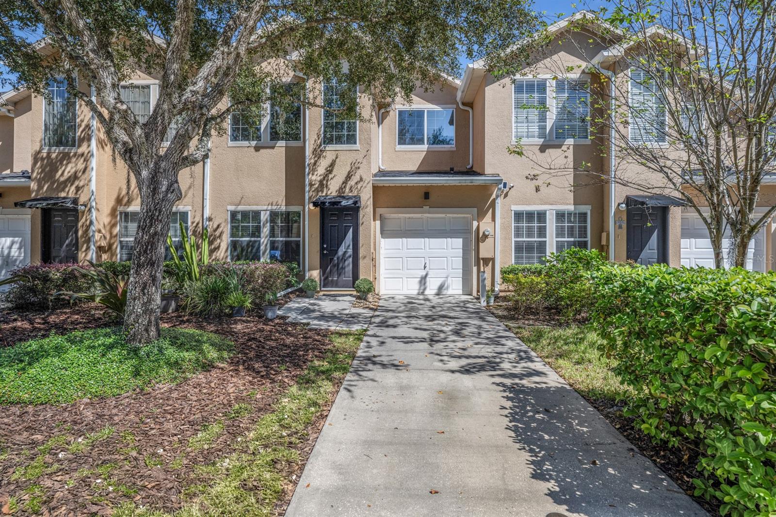 Image 3 of 39 For 16313 Newbury Palms Court