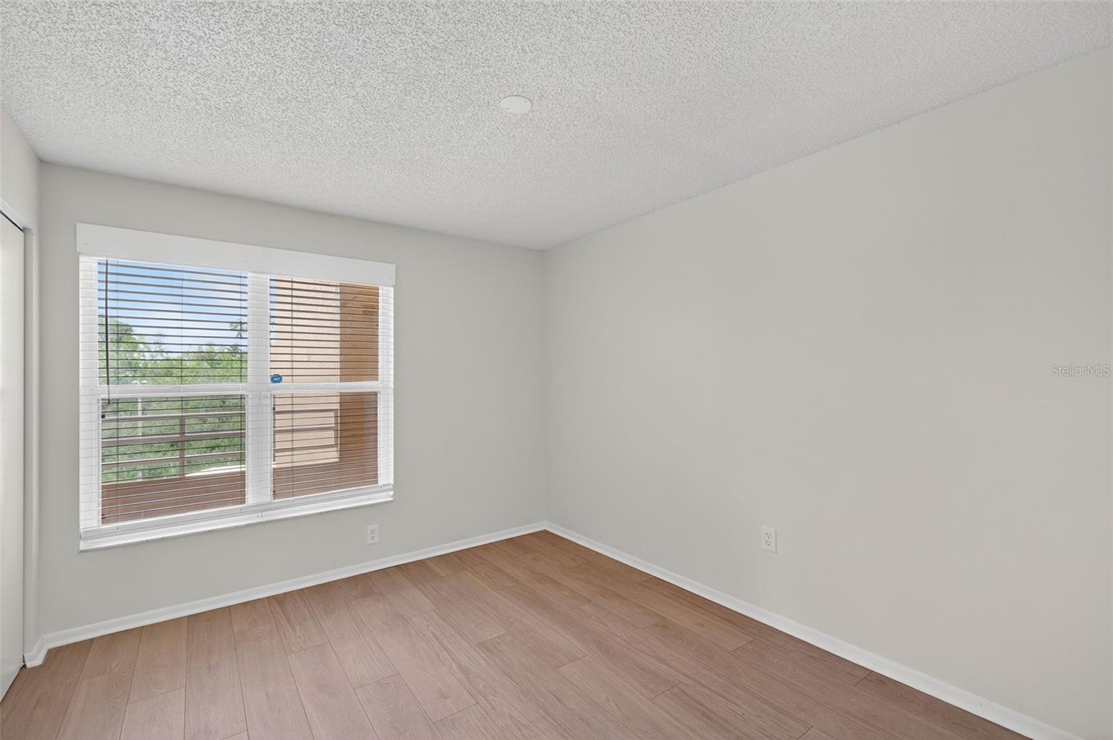 Image 25 of 49 For 3730 Pinebrook Circle 408