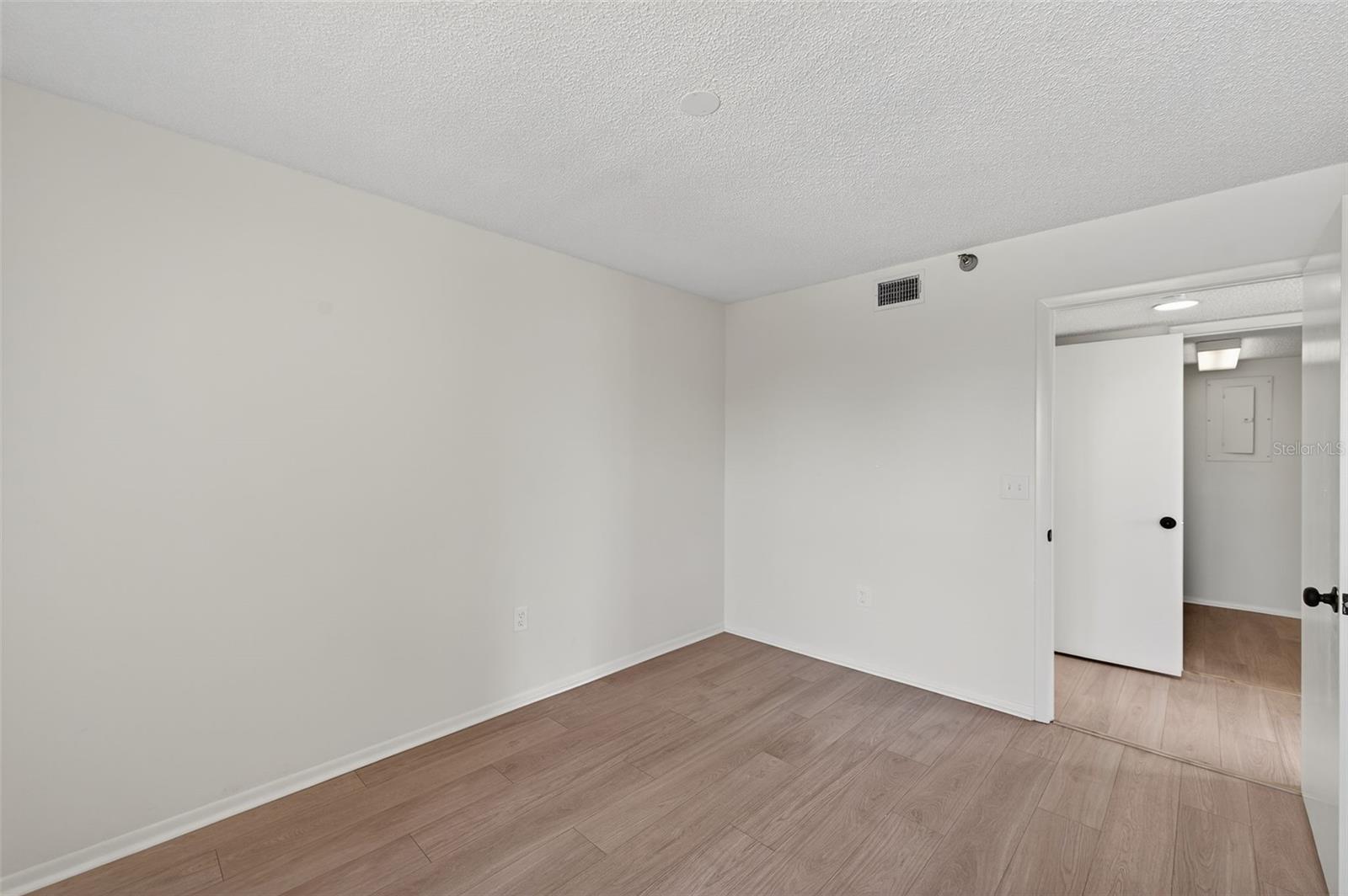 Image 26 of 49 For 3730 Pinebrook Circle 408