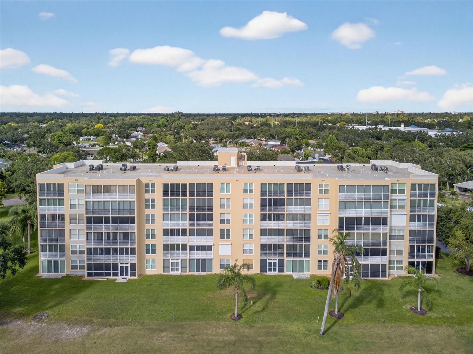 Image 40 of 49 For 3730 Pinebrook Circle 408