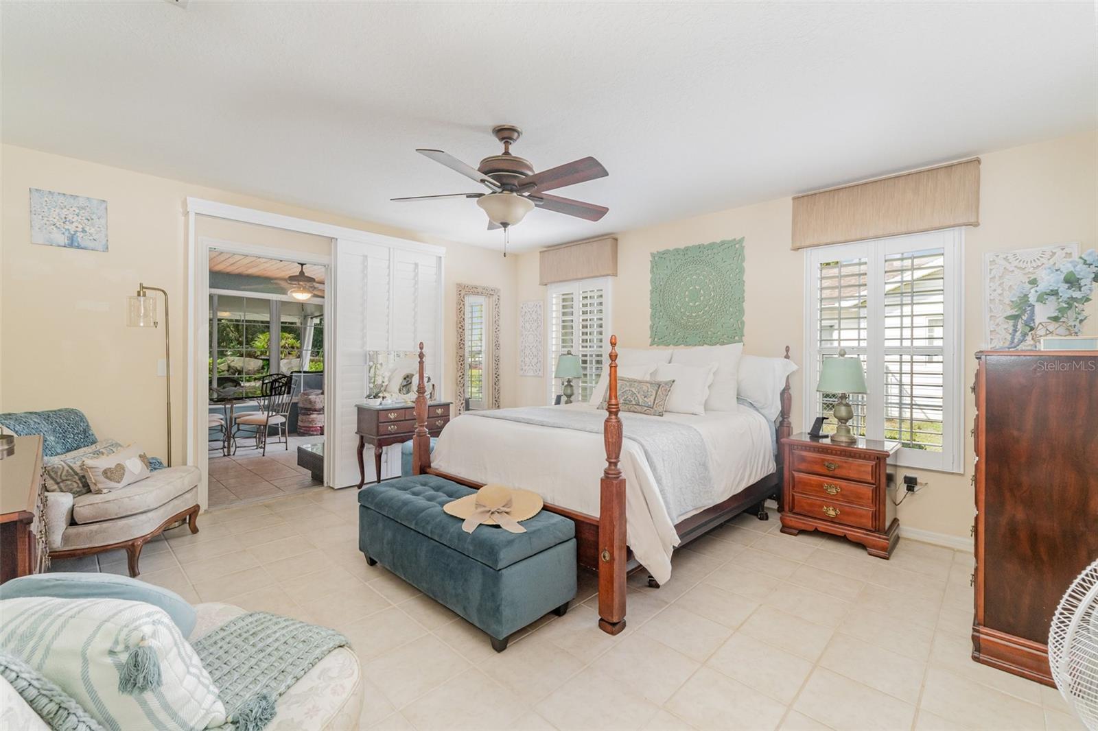 Image 12 of 29 For 11284 139th Place