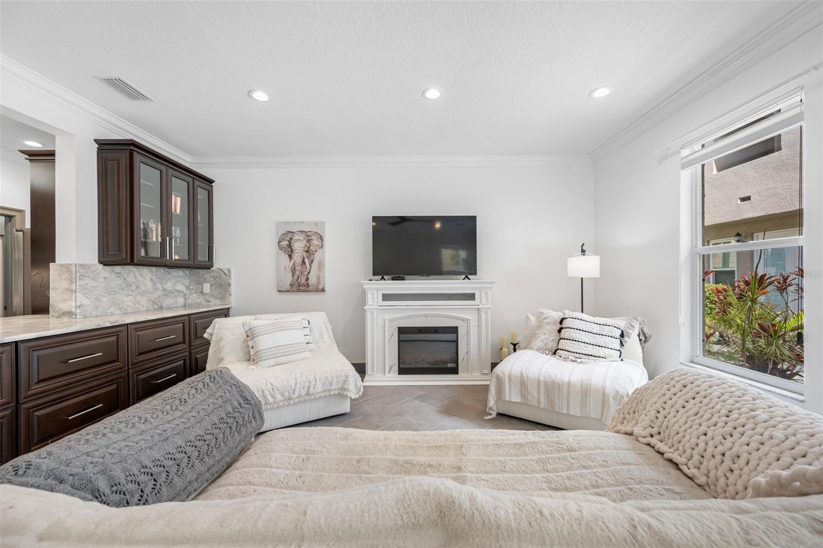 Image 13 of 60 For 237 7th Avenue N 2