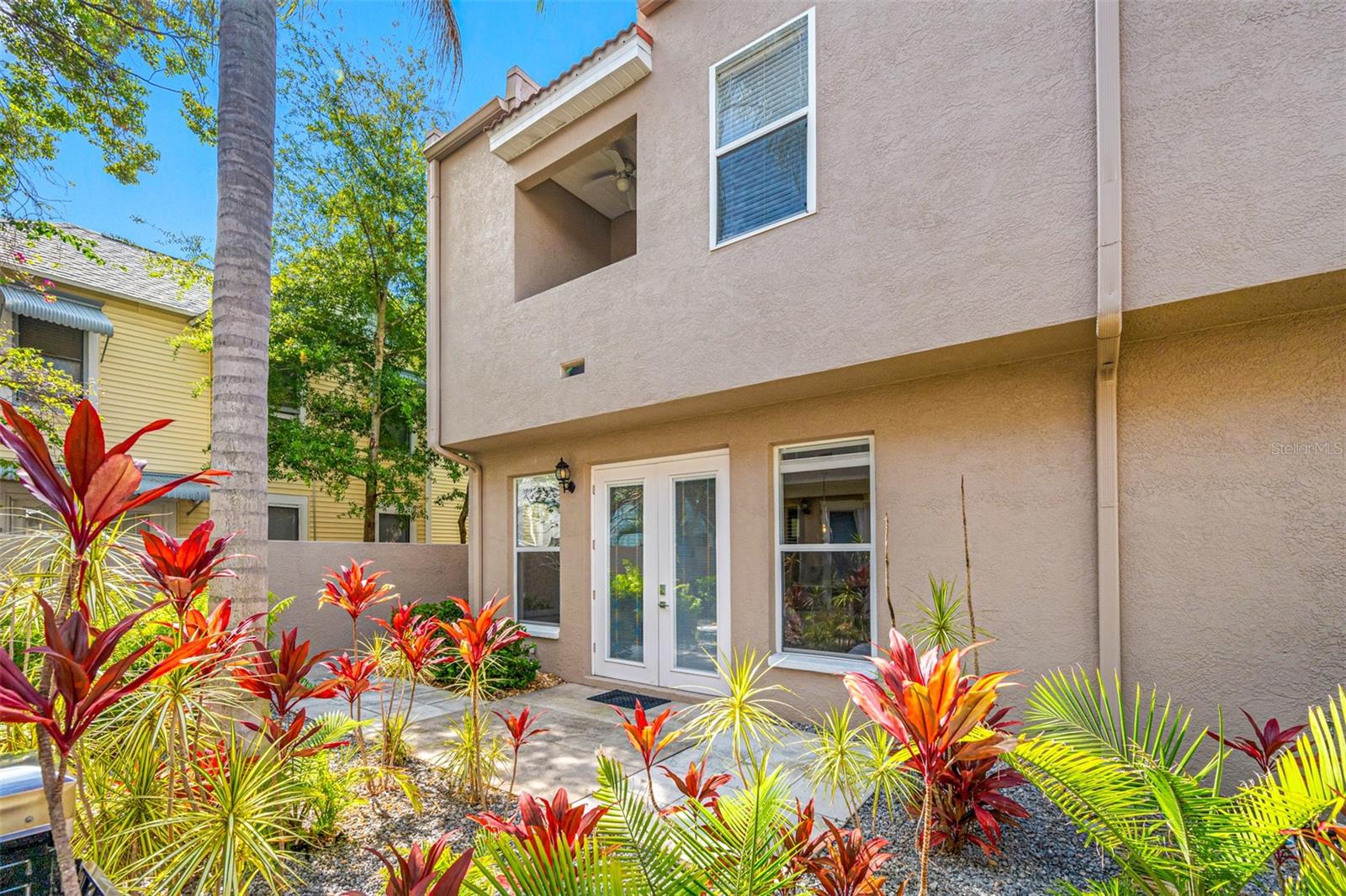 Image 20 of 60 For 237 7th Avenue N 2