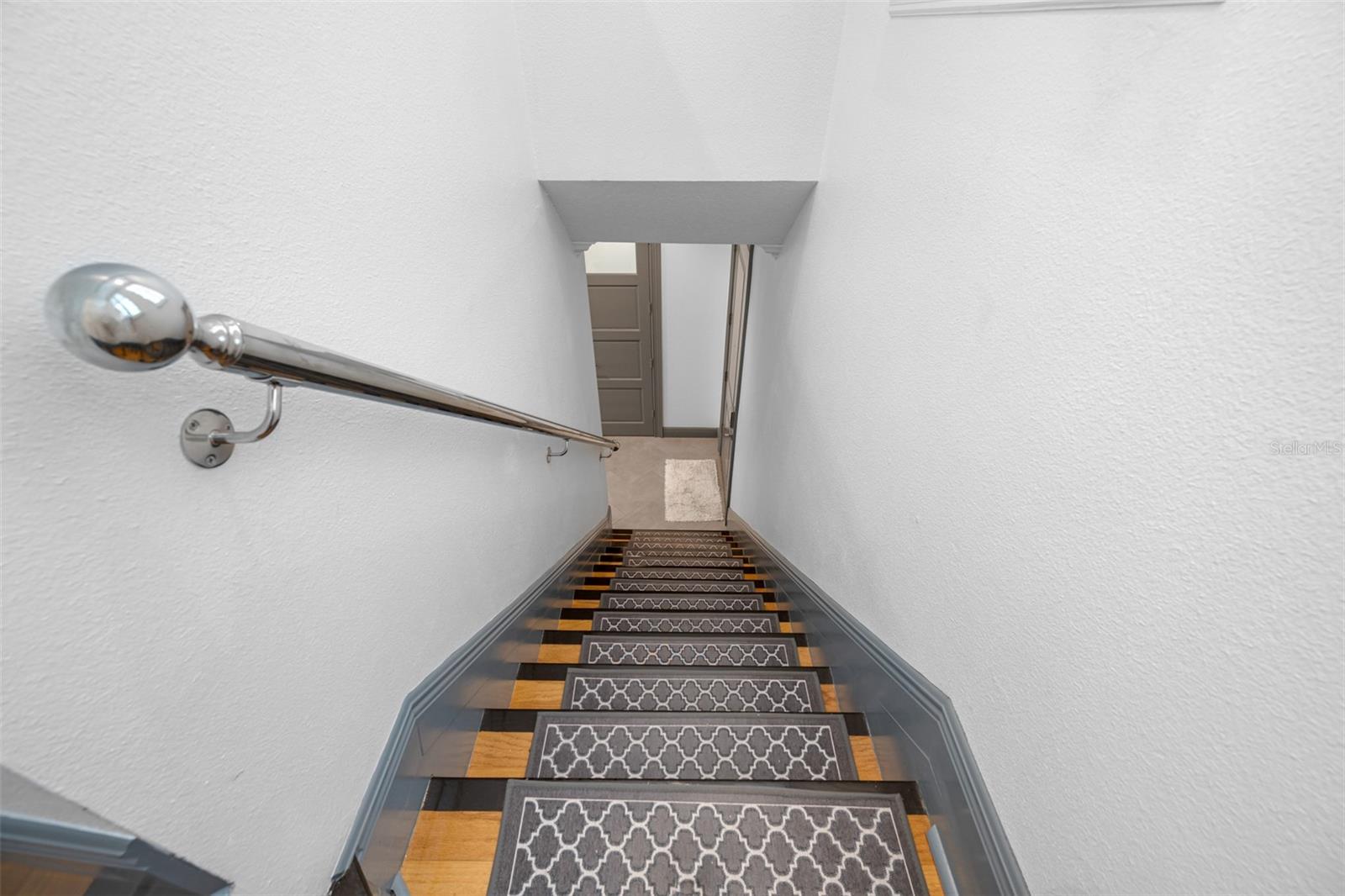 Image 25 of 60 For 237 7th Avenue N 2