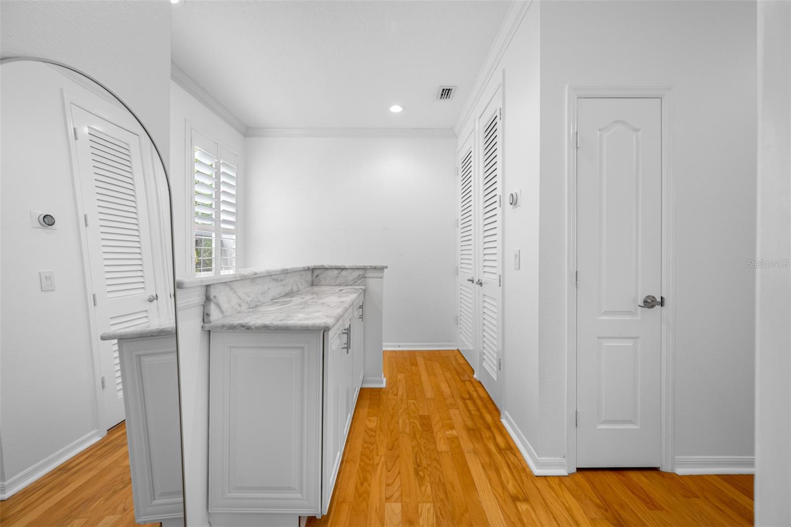 Image 27 of 60 For 237 7th Avenue N 2