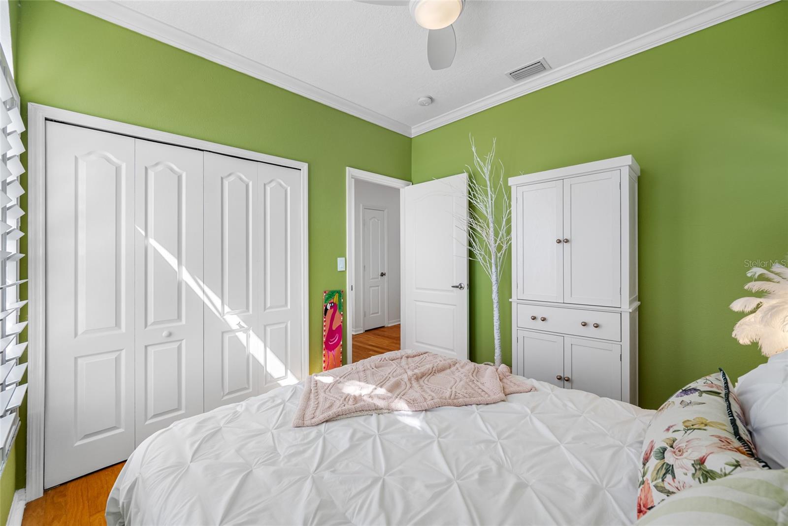 Image 41 of 60 For 237 7th Avenue N 2