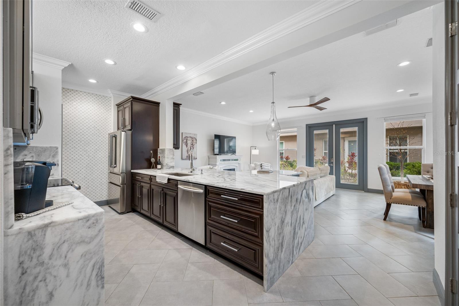 Image 6 of 60 For 237 7th Avenue N 2