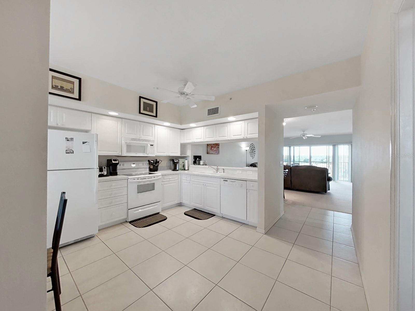 Image 5 of 25 For 1200 Country Club Drive 6204