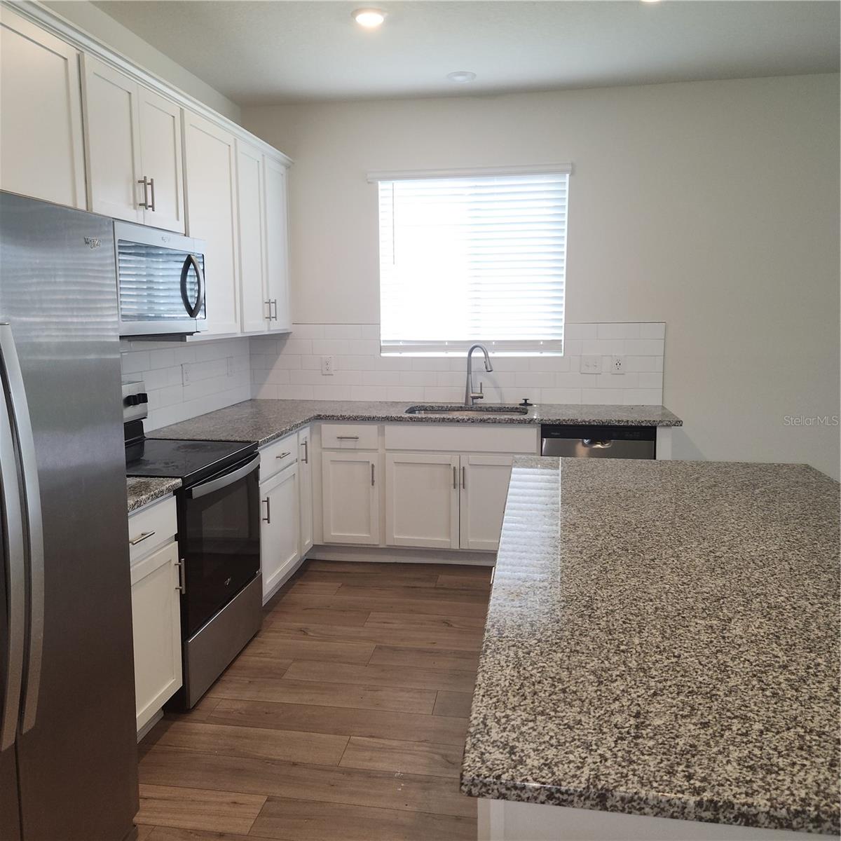 Image 3 of 7 For 37458 Mackenzie Drive