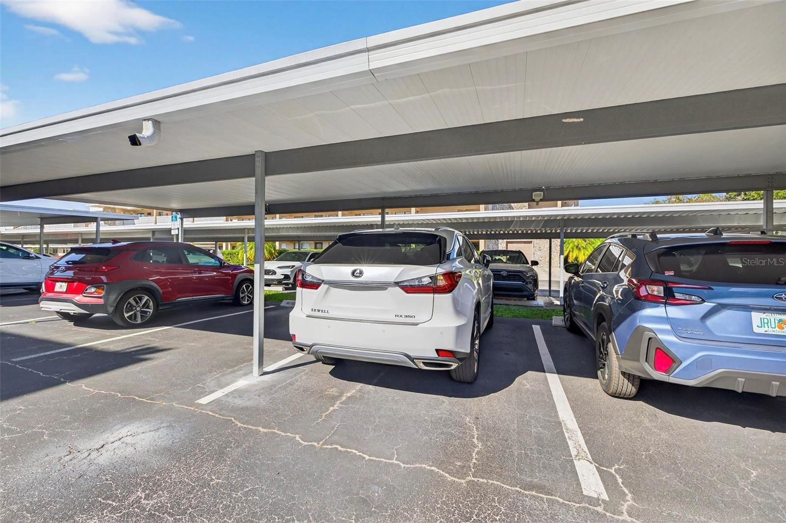 Image 24 of 34 For 4880 Locust Street Ne 330