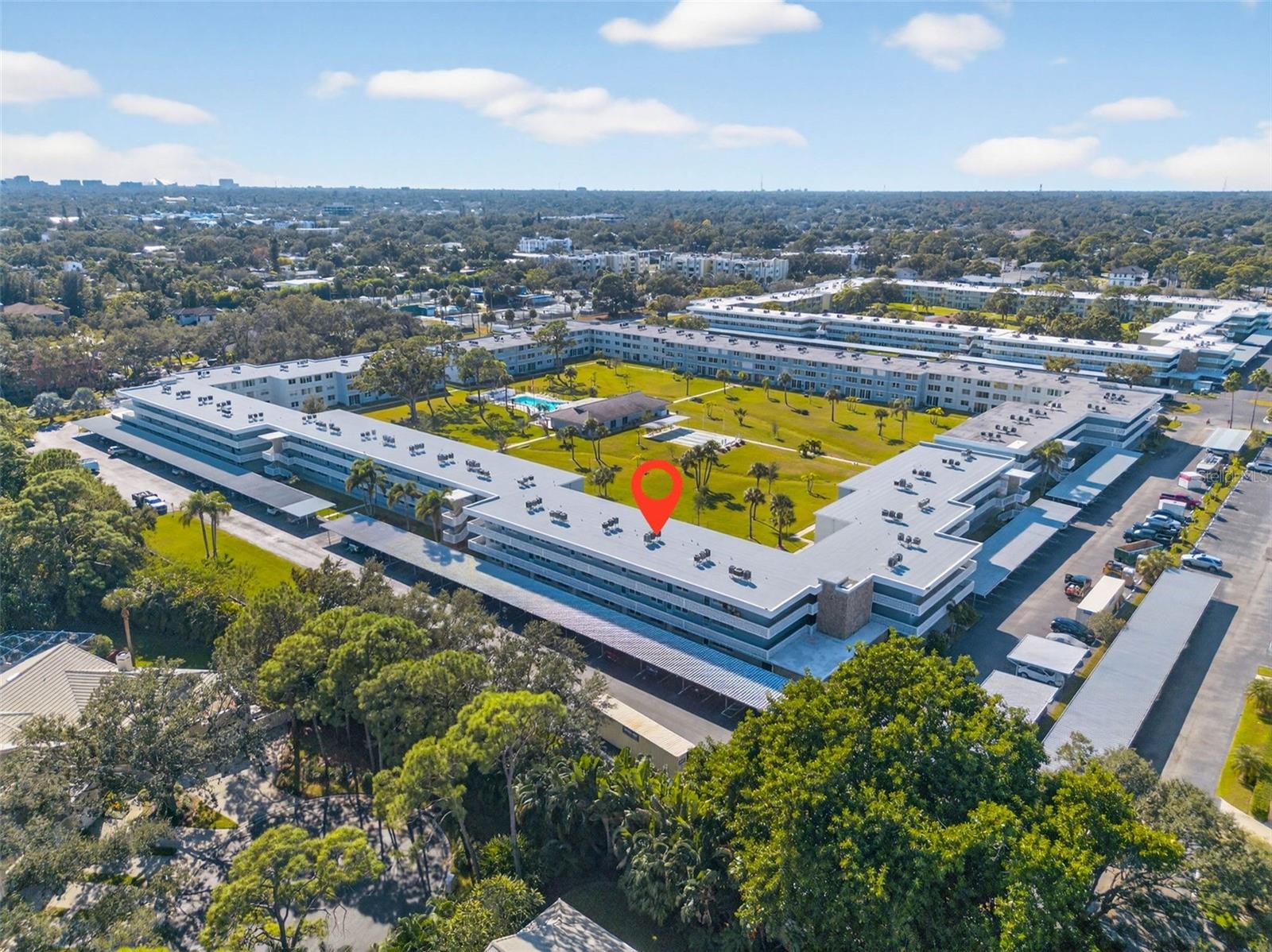 Image 26 of 34 For 4880 Locust Street Ne 330