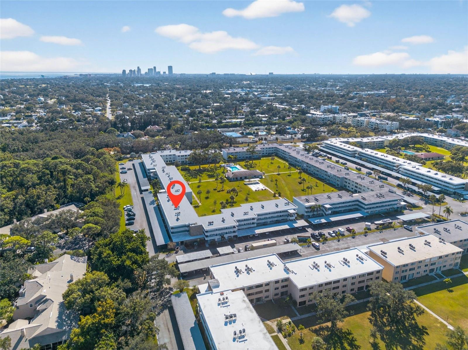 Image 29 of 34 For 4880 Locust Street Ne 330